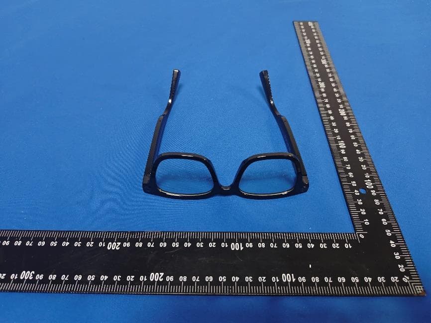 Intelligent glasses - FCC ID 2BV7A-V03PRO - SMARTCORE TECHNOLOGIES LIMITED