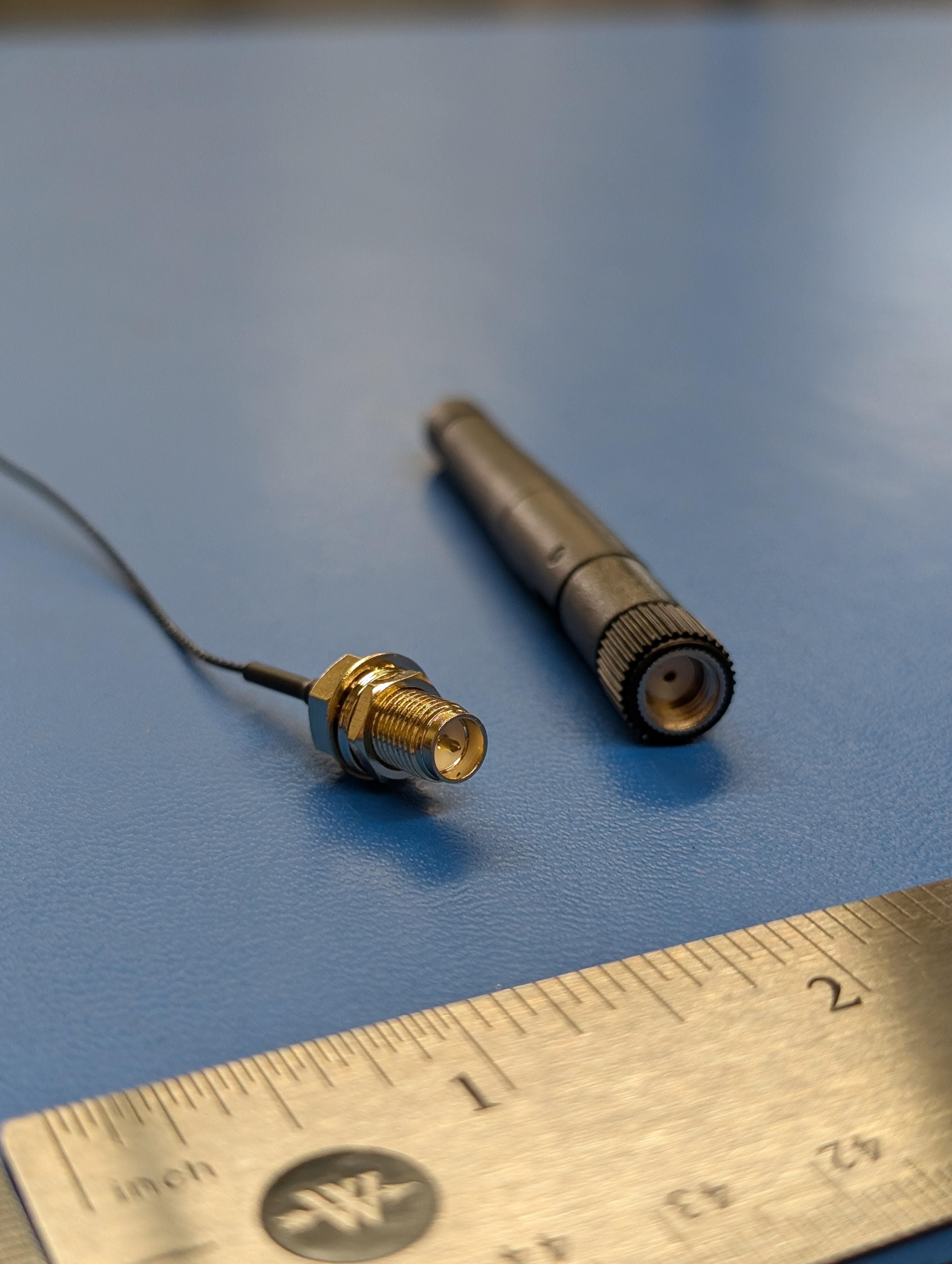 SmartCore - FCC ID 2BVNN-SMARTCORE100 - Lumenly Lamps Inc