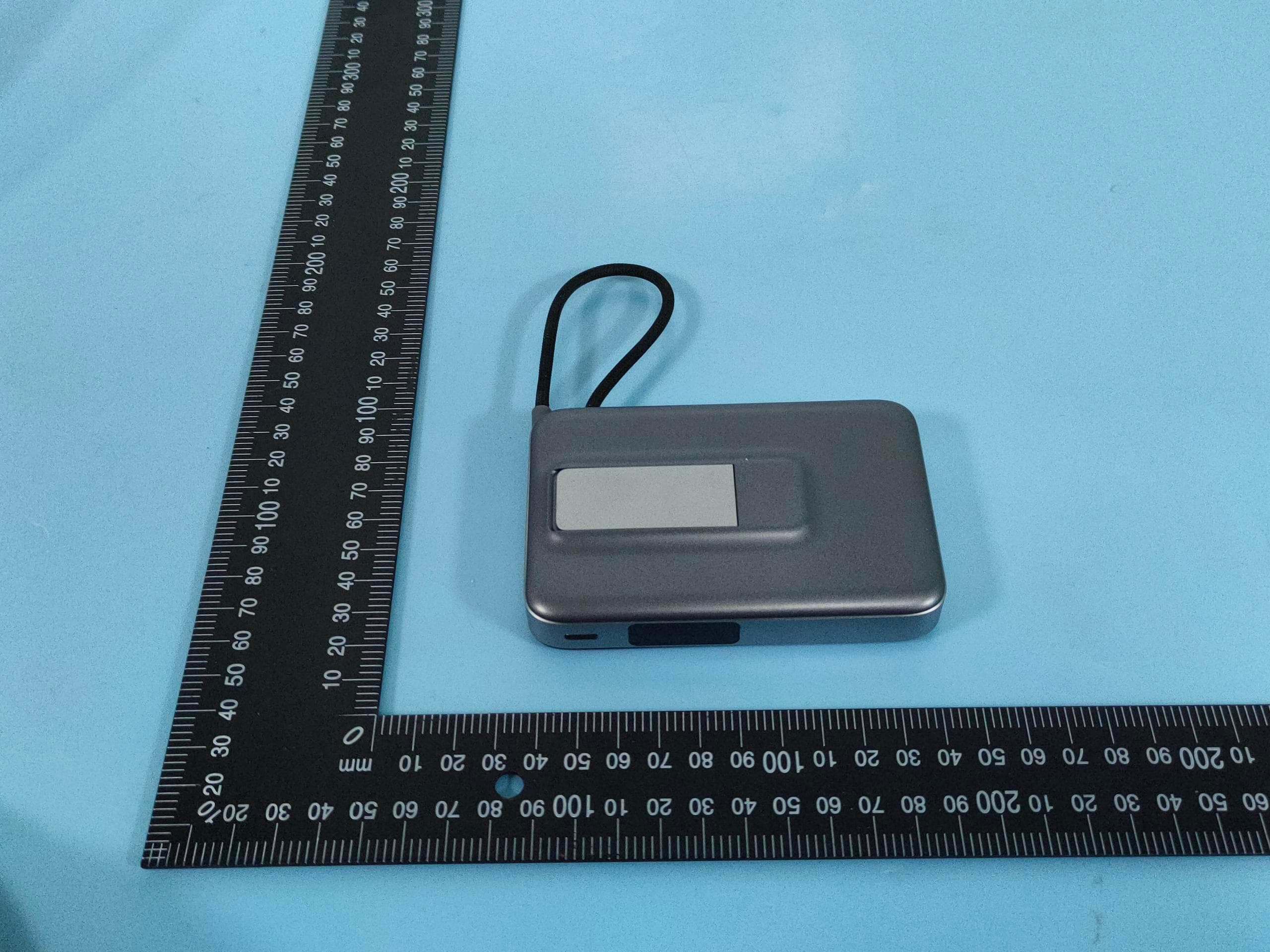 Power Bank - FCC ID 2BVQN-PB0621 - HUNAN C-SMARTLINK TECHNOLOGY CO.,LTD