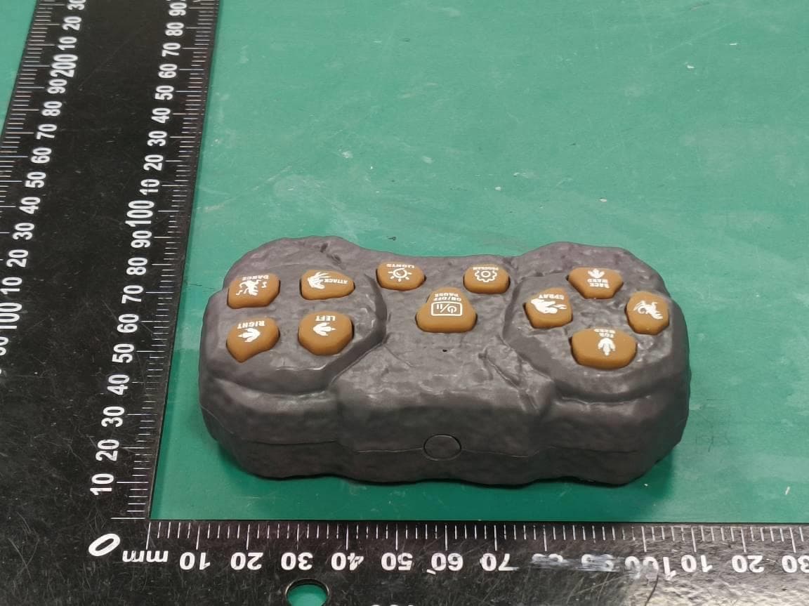 Toy dinosaur - FCC ID 2BW9A5229 - SHANTOU HONGZE TECHNOLOGY CO.,LTD