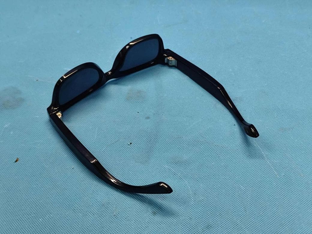 Smart Glasses - FCC ID 2BWBT-SK30 - Shenzhen Qianrui Linghang Technology Co., Ltd.