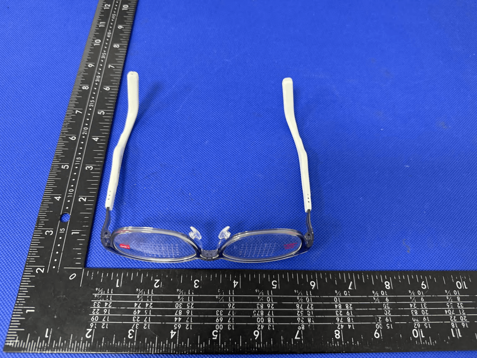 LIPO Aster Myopia Management Smart Glasses - FCC ID 2BWFG-LP-DY210 - Shenzhen Huiming optical co.,Ltd .