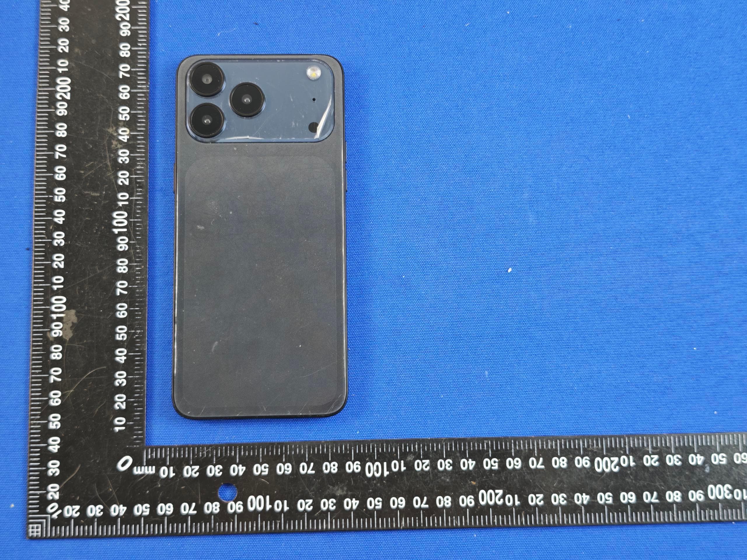 4G mobile phone - FCC ID 2BWH8-17PROMAX - Shenzhen Fuqi Technology Co., Ltd.