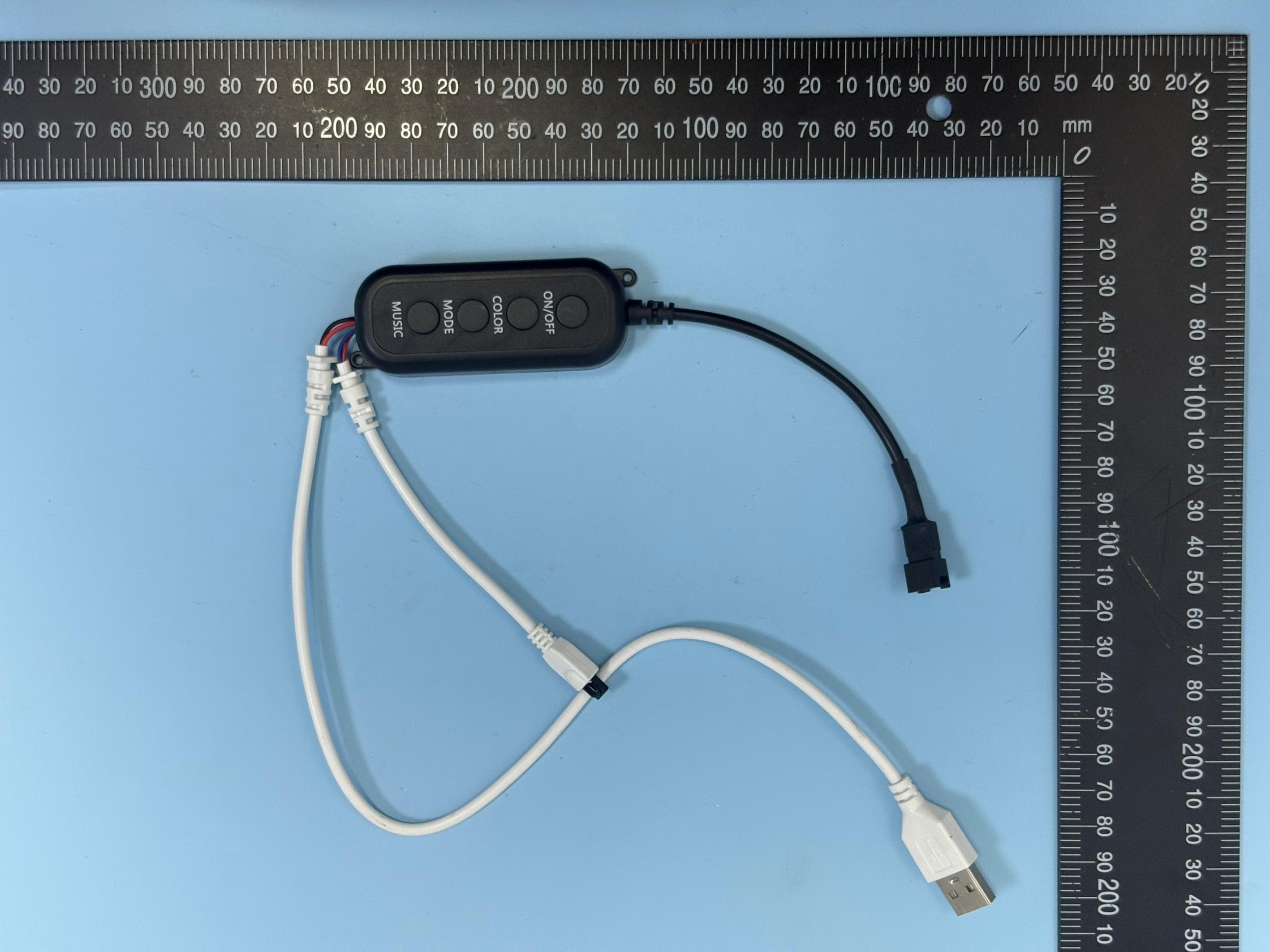 Four-button Bluetooth controller - FCC ID 2BWLW-YH629-BC - YAOKUNBIAO TECHNOLOGY EQUIPMENT (JIANGSU) CO., LTD