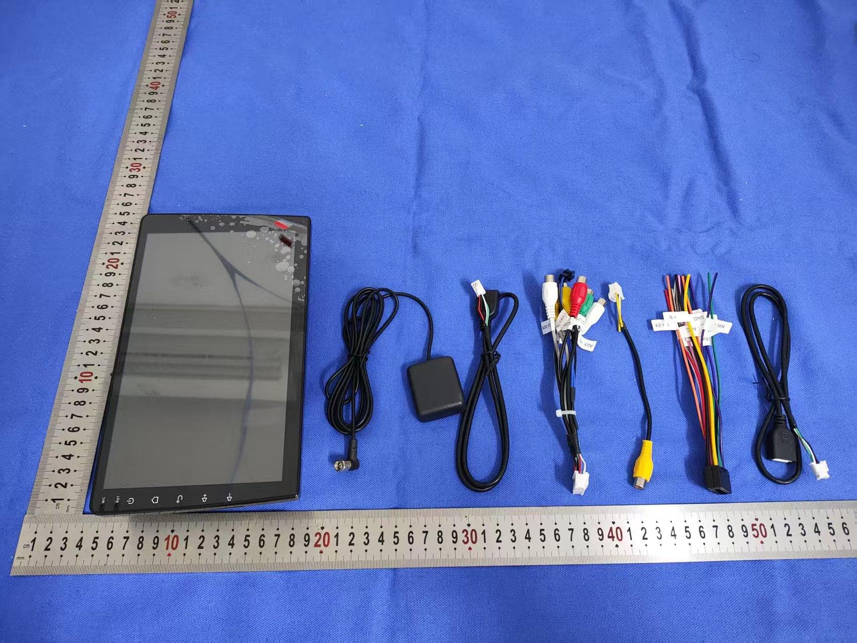 Car Multimedia player - FCC ID 2BWUGRK-A709 - SHENZHEN REAKO ELECTRONIC CO.,LTD