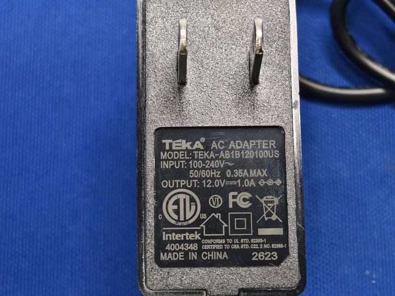 Wireless Speaker with FM Radio - FCC ID 2BWWI-TJ1097S1 - Shenzhen TongJiu Electronics Co., Ltd