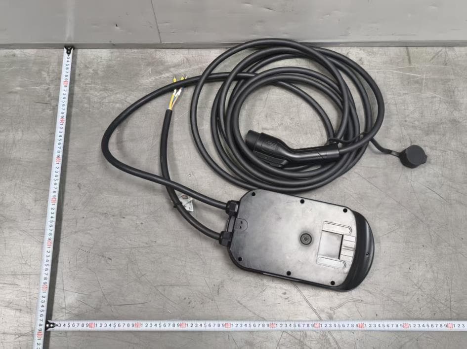 Charging pile - FCC ID 2BXI8-ECA03101 - Ningbo Fullwatt New Energy Technology Co., Ltd.