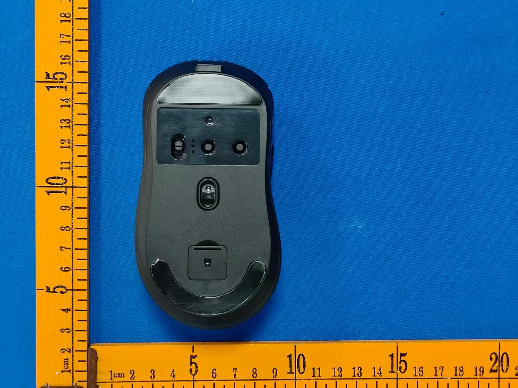 Gaming Mouse - FCC ID 2BXJ4-WT-M1 - Dongguanshi Zhaohong Network Technology Co.,Ltd.