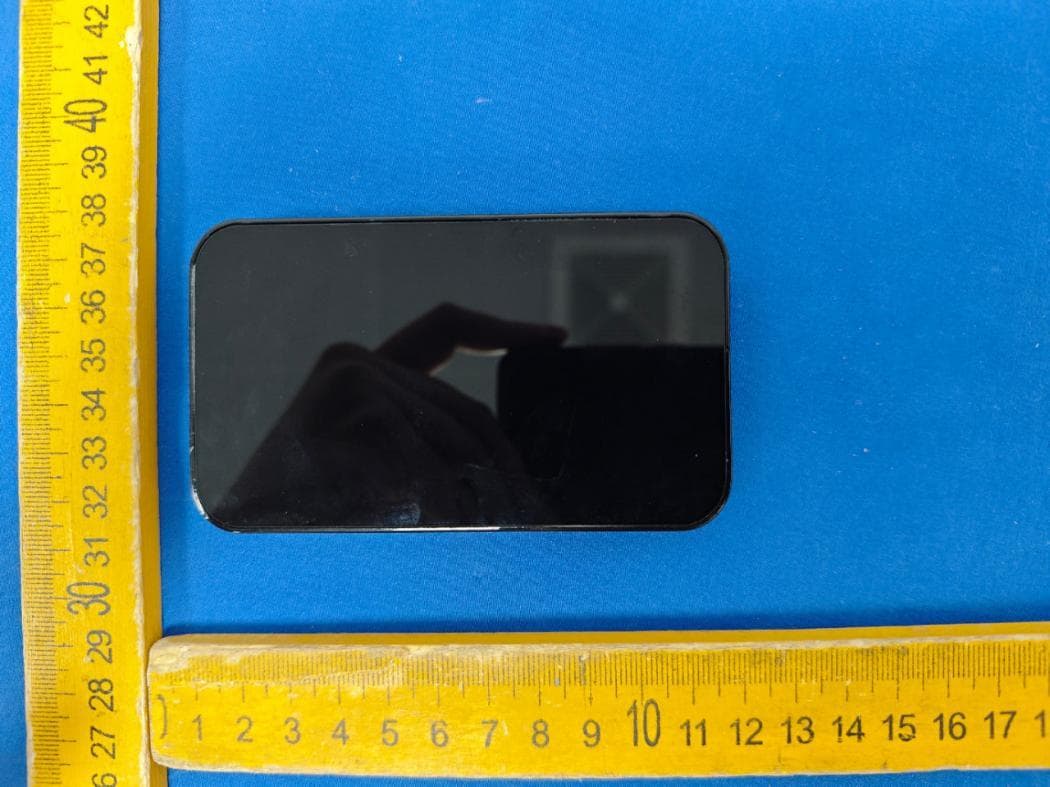 Phone rear camera viewfinder - FCC ID 2BXWW-M7S - Weileika (Dongguan) Electronics Technology Co., Ltd.
