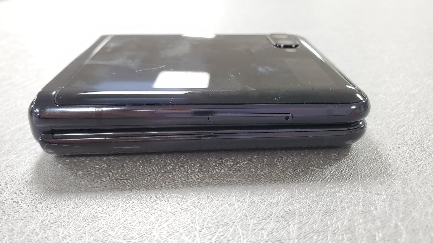 Portable Handset - FCC ID A3LSMF700F - Samsung Electronics Co Ltd