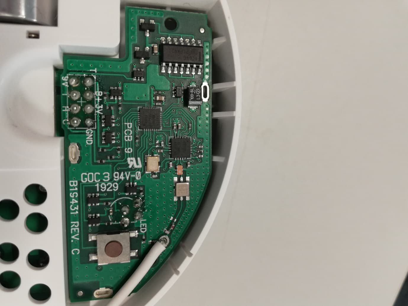 Ei Electronics RF Transceiver for EiA600 Series Smoke/Heat Alarms - FCC ID A5FEIA600MRF - Ei Electronics Ltd