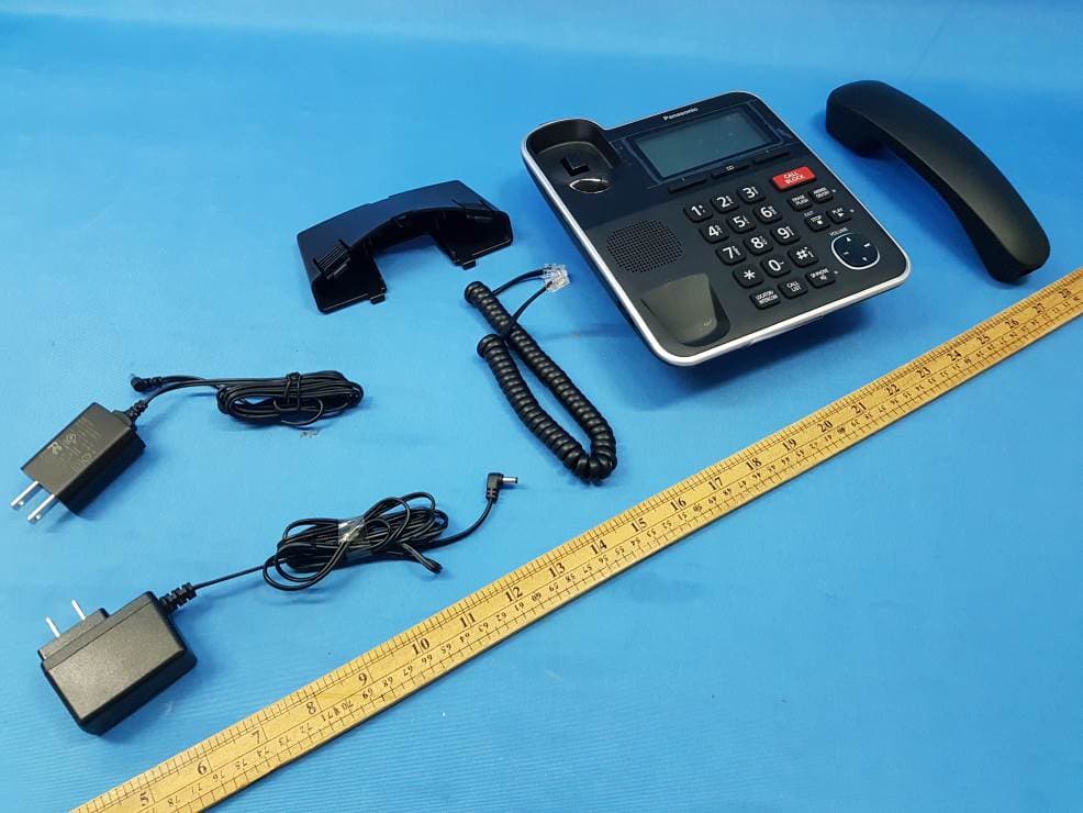 DECT Cordless Telephone - FCC ID ACJ96NKX-TGB850 - Panasonic Corporation of North America