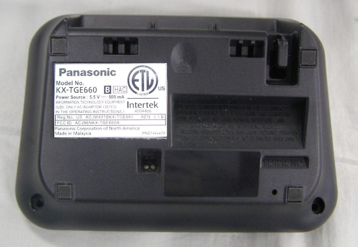 UPCS Cordless Telephone Base Station with Bluetooth Transceiver - FCC ID ACJ96NKX-TGE660A - Panasonic Corporation of North America
