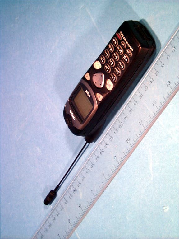 Dual-Mode Cellular Phone (AMPS/CDMA) - FCC ID AEZSCP-400 - Sanyo Electric Co Ltd