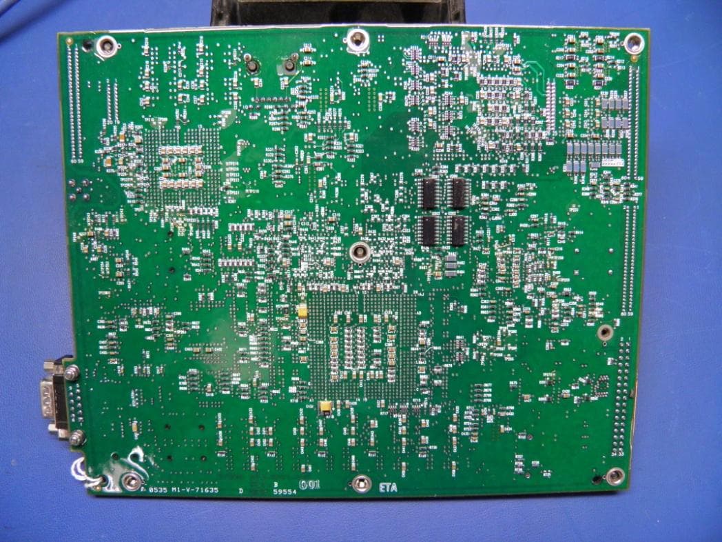 VHFAIRBORNE VOICE / DATA TRANSCEIVER - FCC ID AOIRTA-50D - Honeywell International Inc.