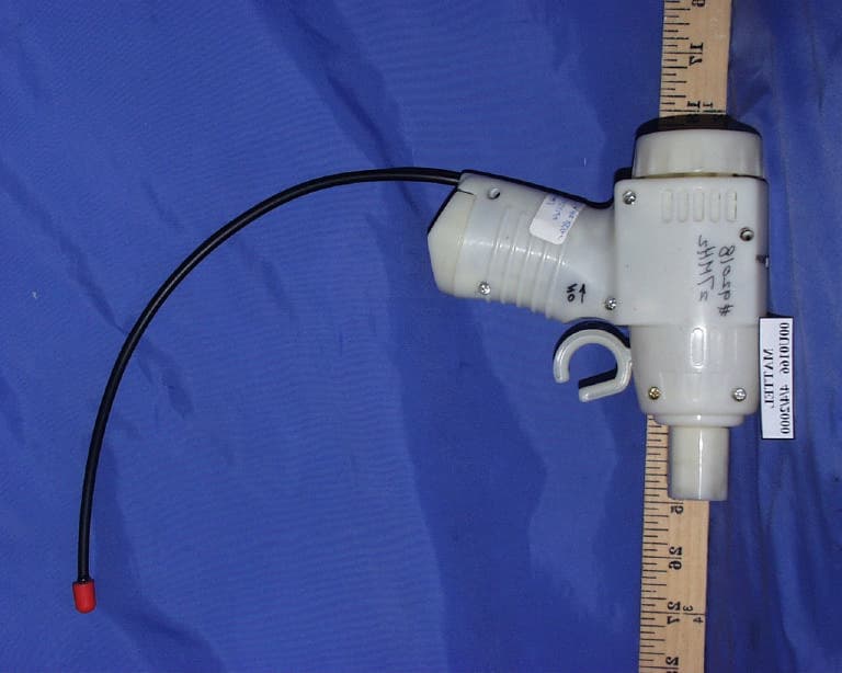 27MHz RF RC Toy Car Transmitter - FCC ID APB92018-00A2T - Mattel Toys A Division of Mattel Inc