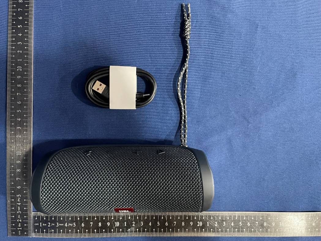Portable Bluetooth Speaker - FCC ID APIJBLFLIPETL2 - Harman International Industries, Inc