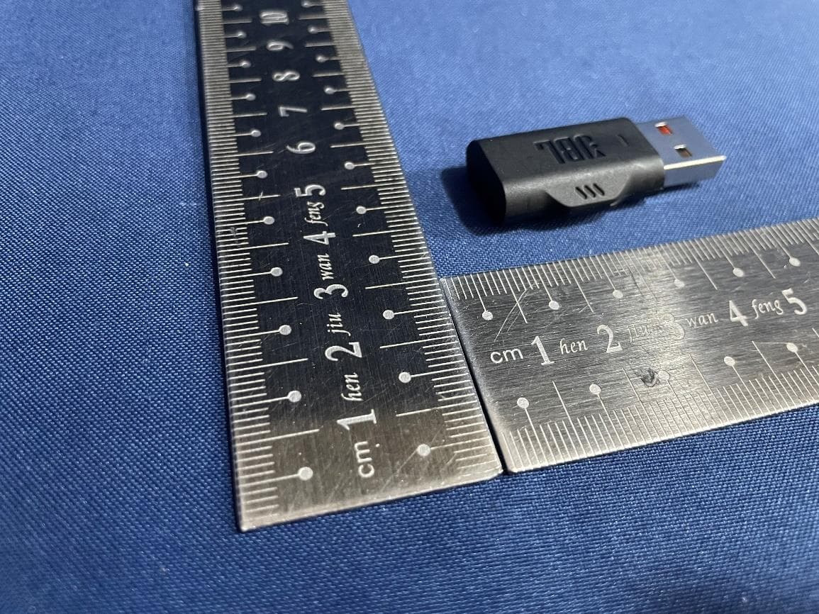 USB Wireless Dongle - FCC ID APIJBLQ810WLTM - Harman International Industries, Inc