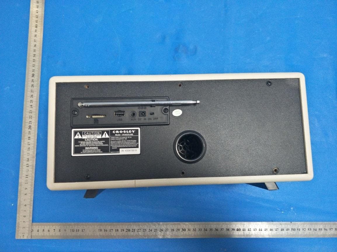 Multifunctional FM Radio Speaker - FCC ID AUSCR3037B - Modern Marketing Concepts, Inc.