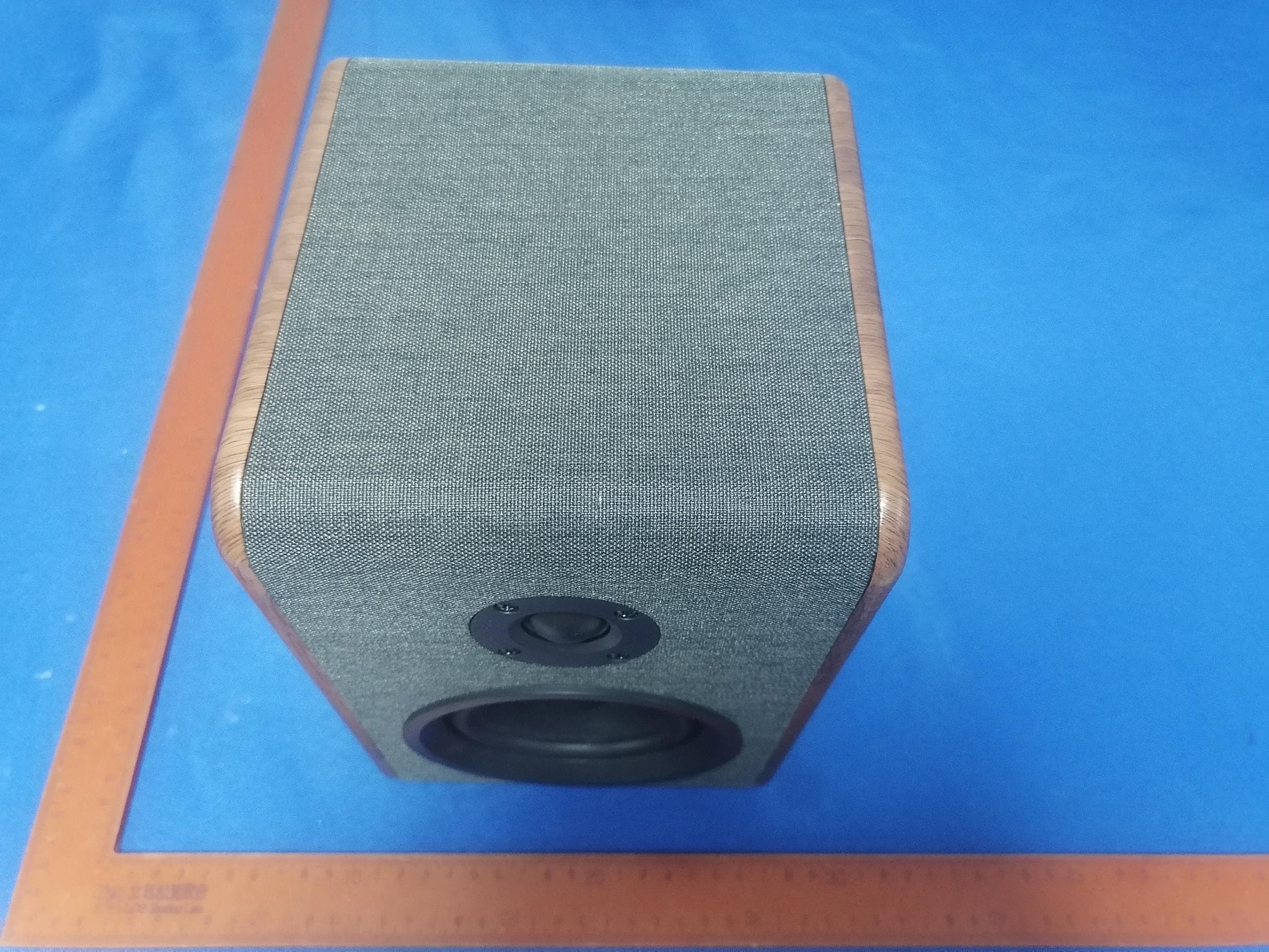 TURNTABLE - FCC ID AUSCR7501A - Modern Marketing Concepts, Inc.