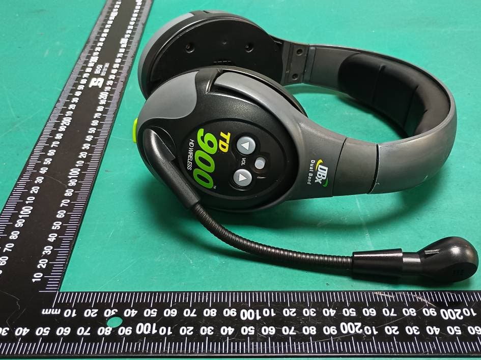 Full Duplex 900 MHz / 2.4 GHz Transceiver-Remote - FCC ID B4HDBX2R - Porta Phone Company Inc