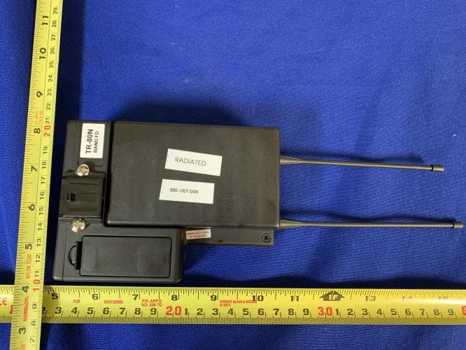 Single Receiver Narrowband UHF Wireless Intercom Beltpack - FCC ID B5DM538 - Bosch Security Systems, Inc.