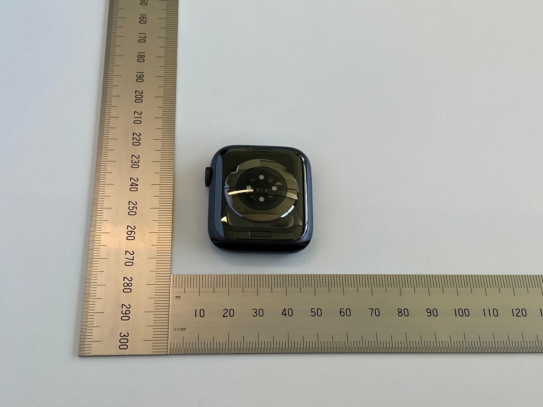 Apple Watch - FCC ID BCG-A2376 - Apple Inc.