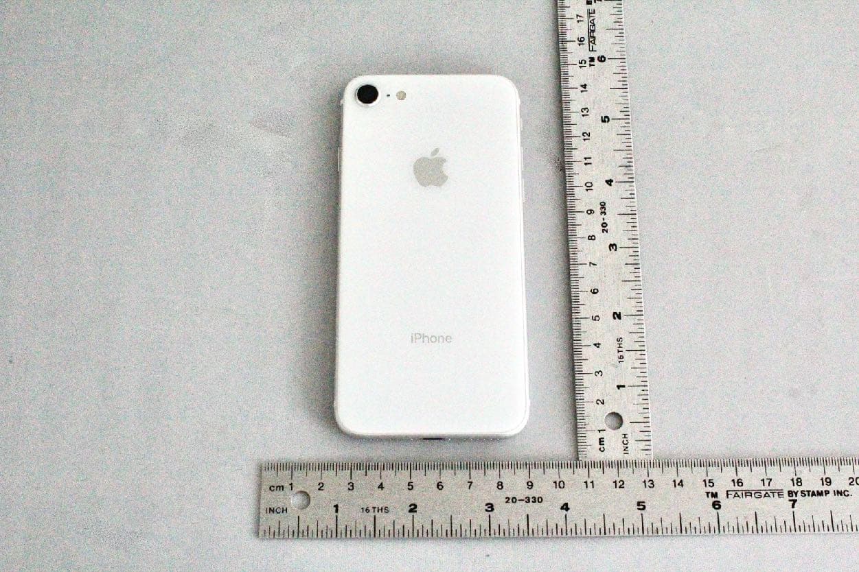 SMARTPHONE - FCC ID BCG-E3500A - Apple Inc.