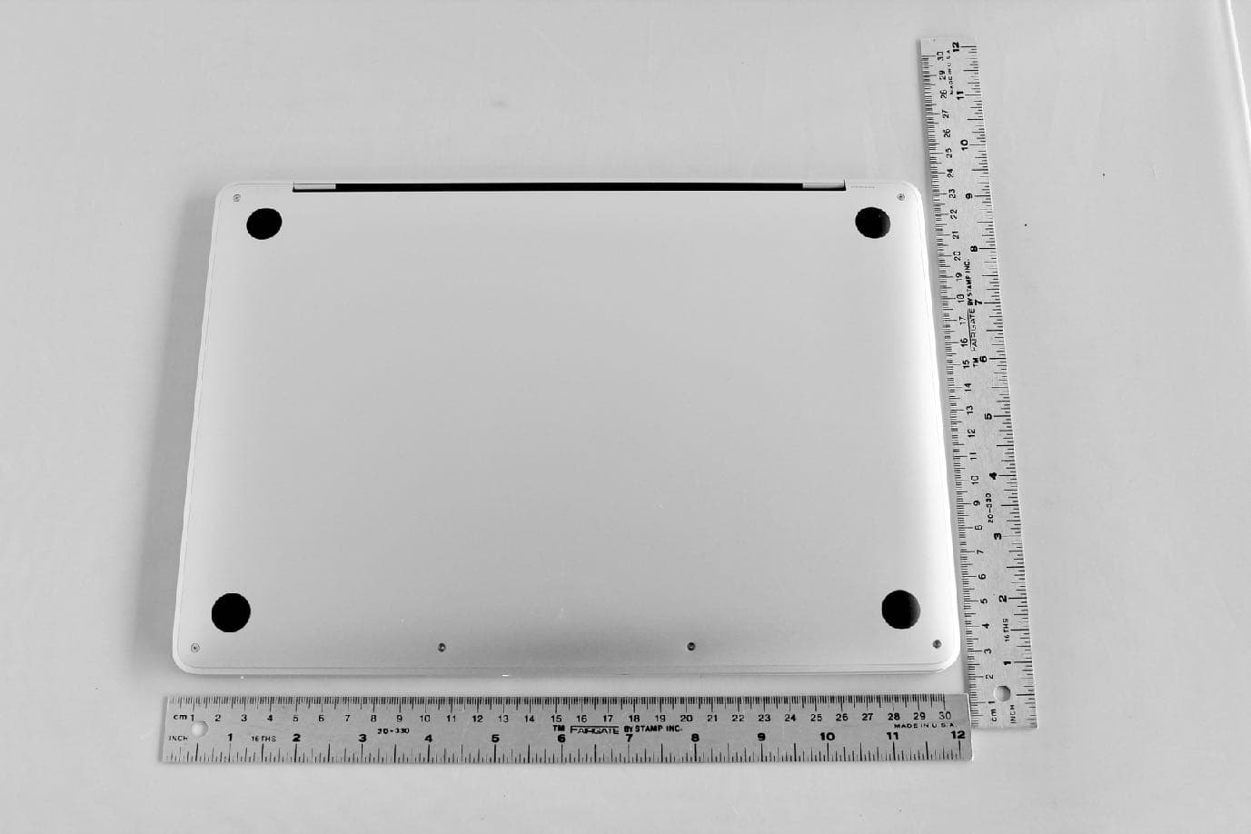 Laptop computer - FCC ID BCGA2289 - Apple Inc.