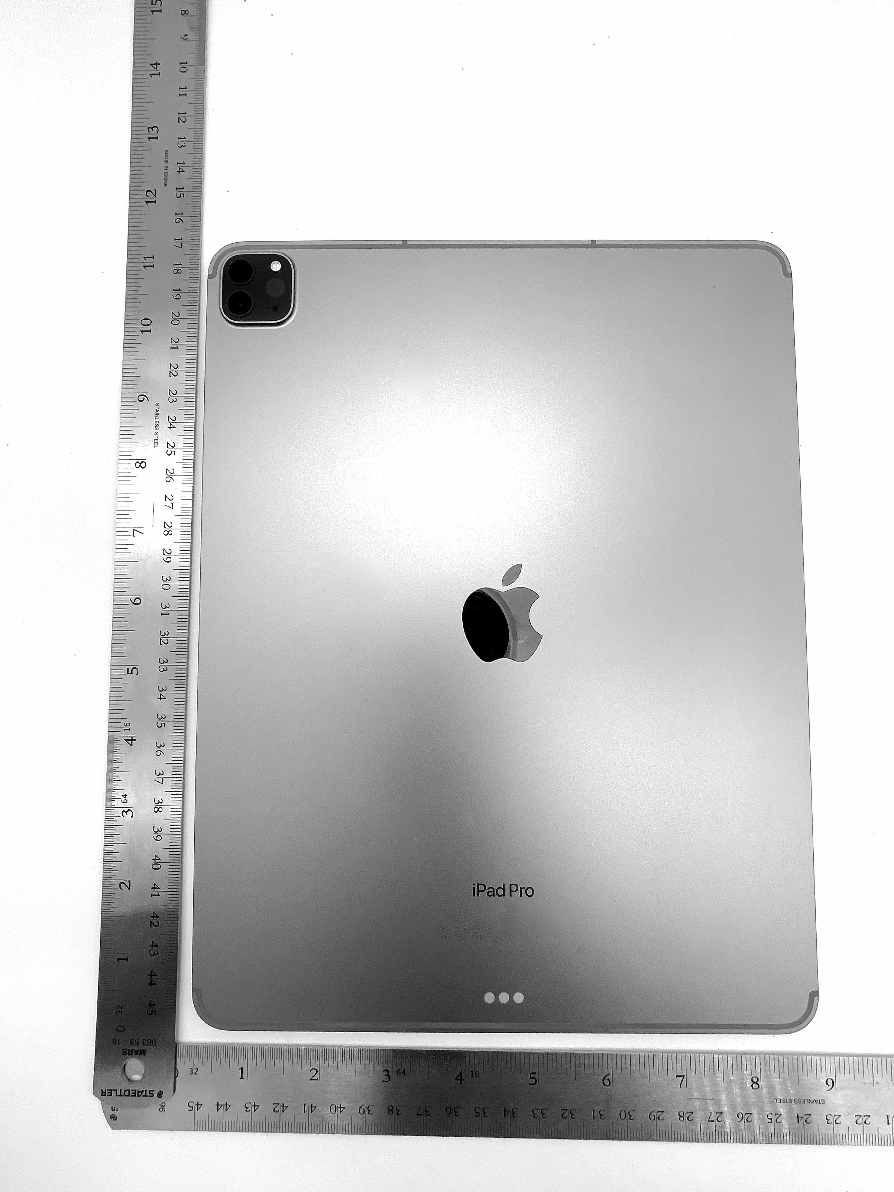 Apple iPad - FCC ID BCGA2437 - Apple Inc.