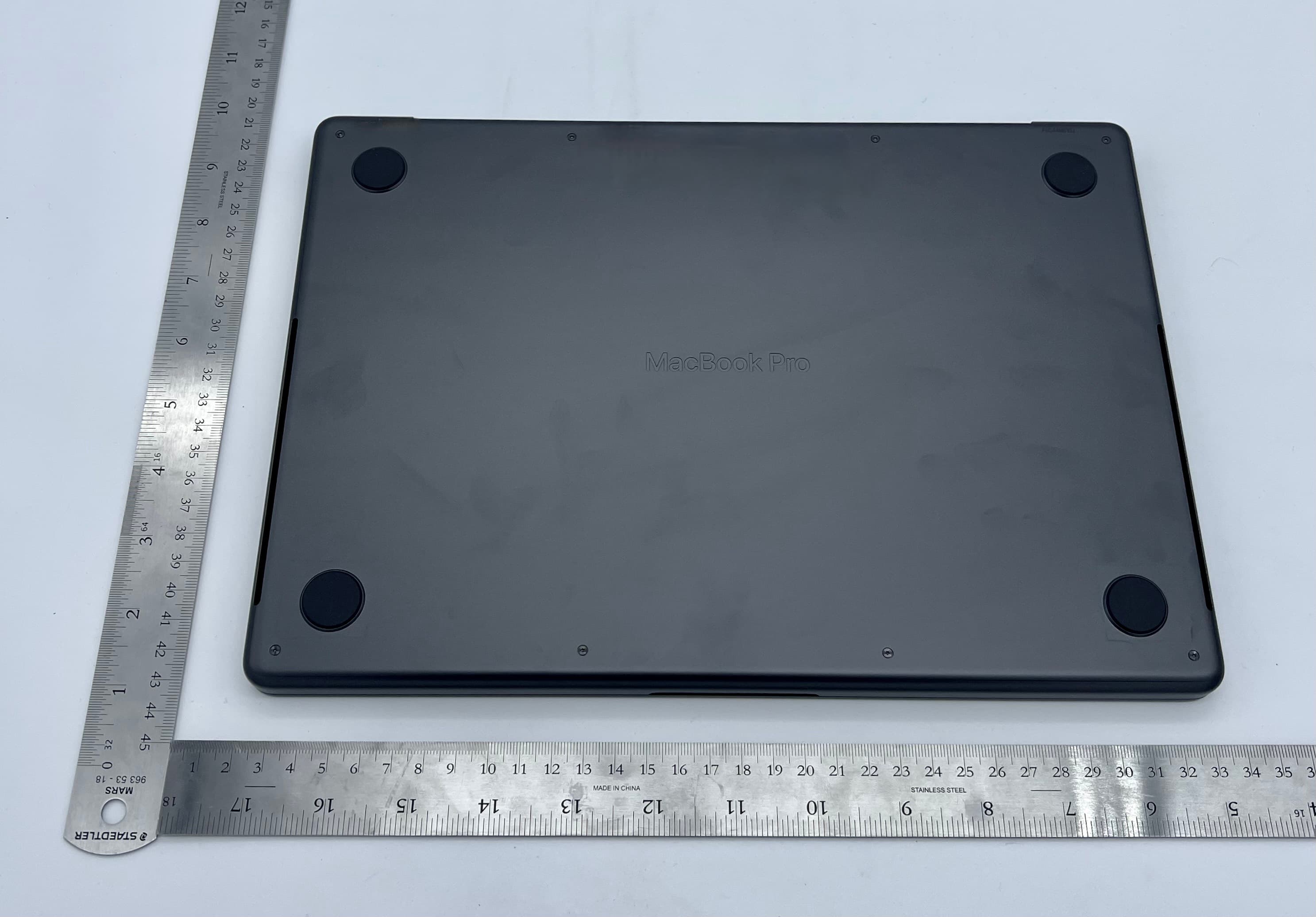 Laptop Computer - FCC ID BCGA2918 - Apple Inc.