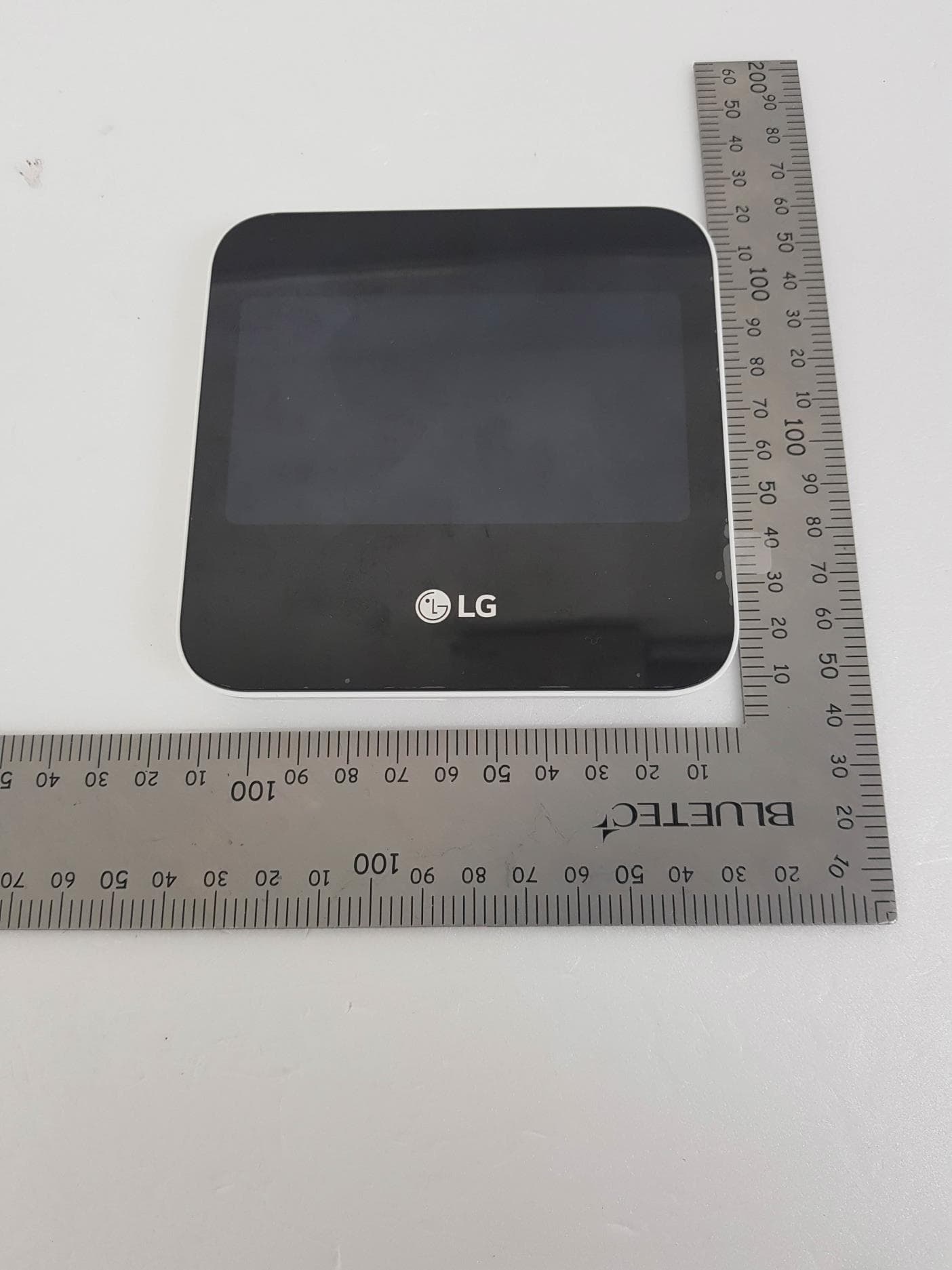 Residential Remote Controller - FCC ID BEJ-PREMTA200A - LG Electronics USA, Inc.