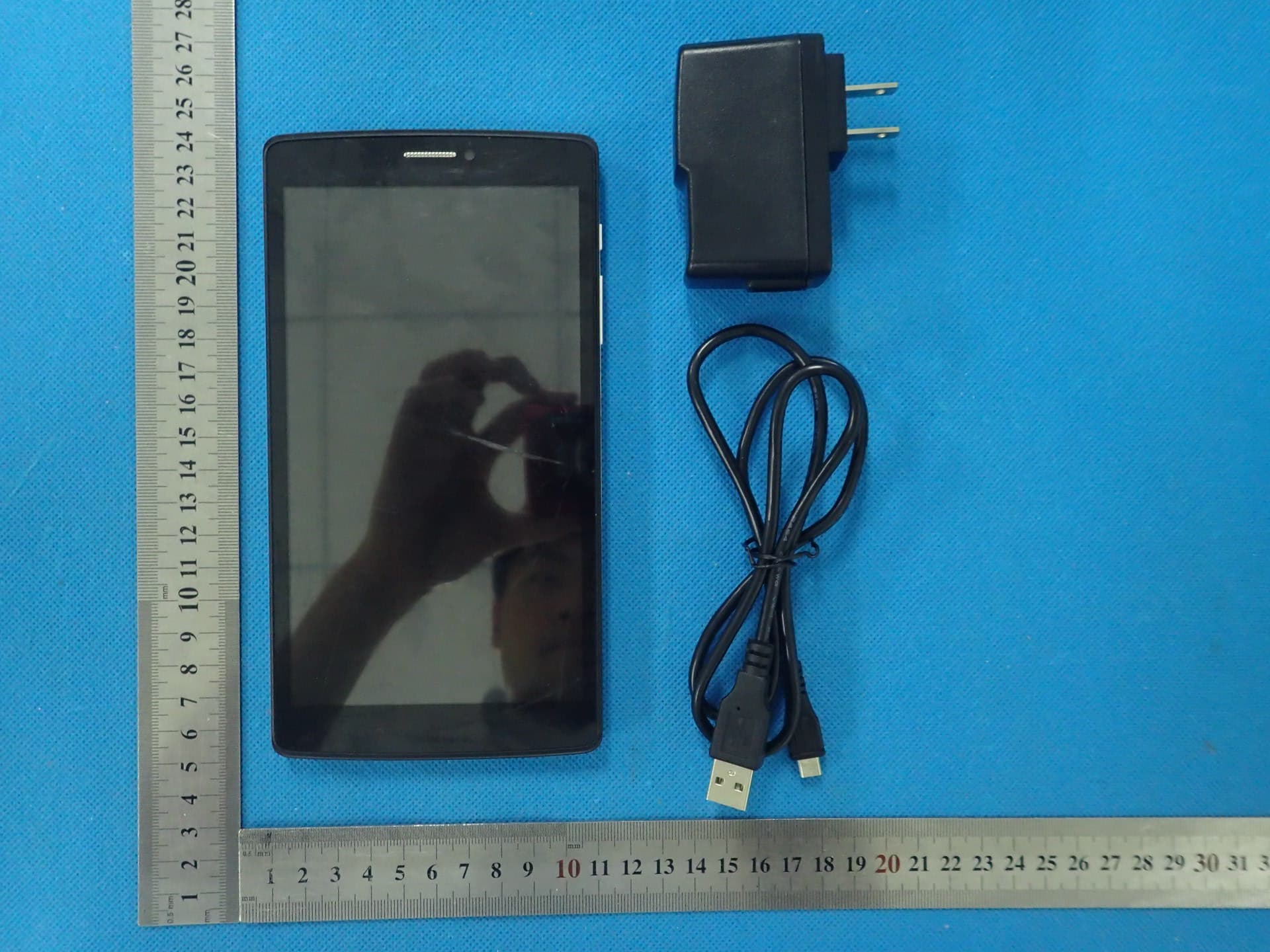 Tablet PC - FCC ID BRCPC6901 - Kintech Co. Ltd