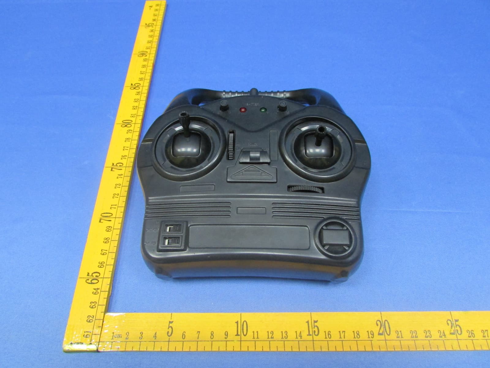 2.4GHz Stick Transmitter, 2-Channel V3 - FCC ID BRWPRB13004 - Horizon Hobby, LLC