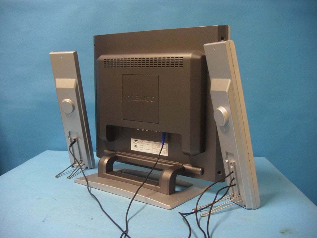 TFT LCD Monitor - FCC ID C5F7NFCML700CAV - WINIA Electronics Co., Ltd.