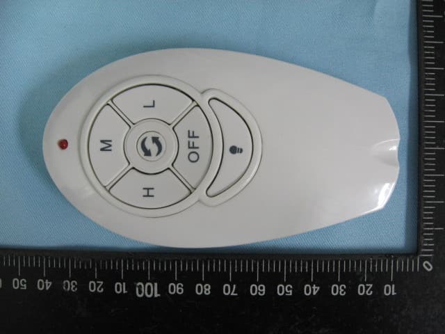 Transmitter of Remote Control - FCC ID CHQ7082TA - Rhine Electronics Co Ltd