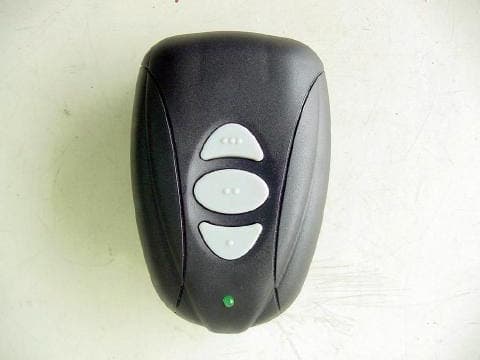 Remote Control Transmitter - FCC ID CHQ8BTG700TXP - Rhine Electronics Co Ltd