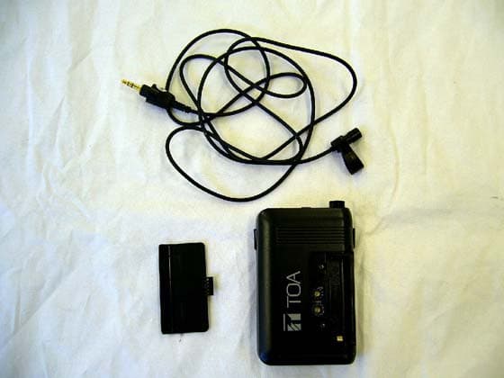 Wireless Microphone - FCC ID DLAWM-5320 - TOA Corporation