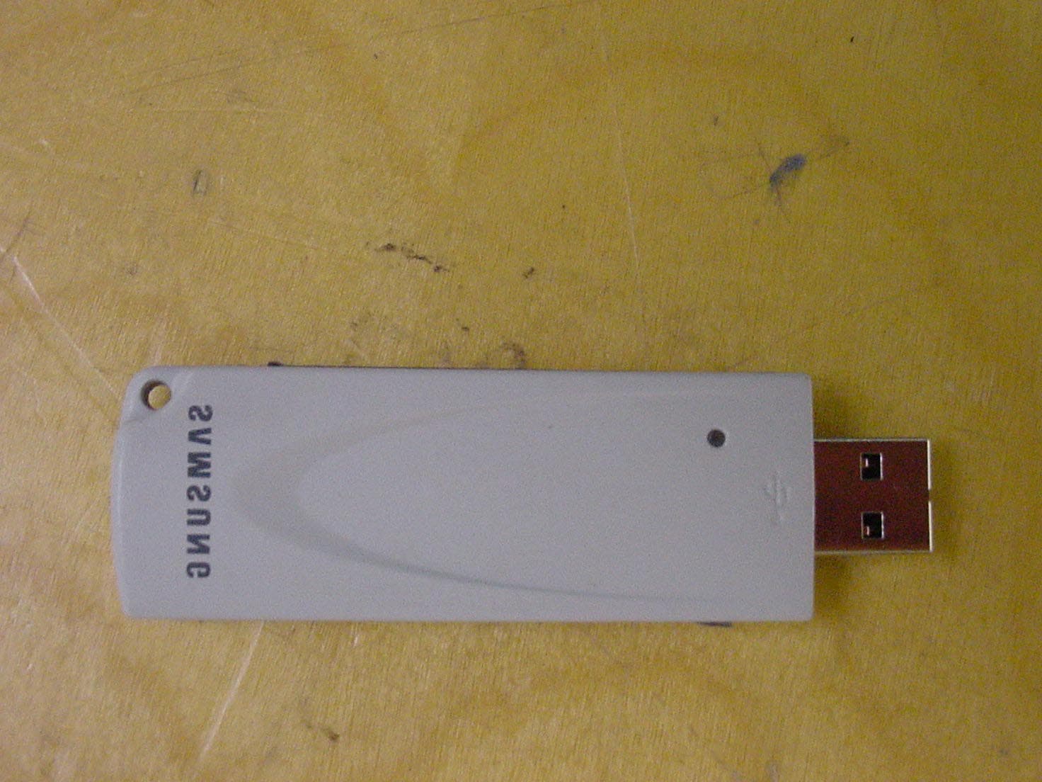 USB Wireless LAN Adapter - FCC ID E2XSWL-2200U - Samsung Electro Mechanics
