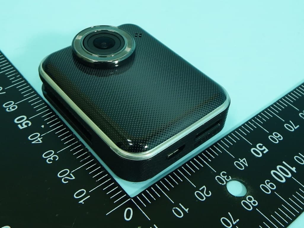 Wireless Digital Camera - FCC ID E8HDCD245R50 - Chicony Electronics Co Ltd