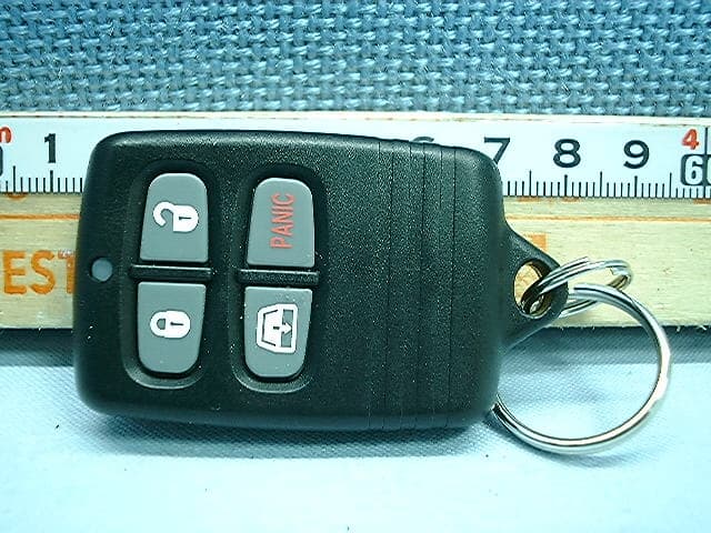 Car Alarm Transmitter - FCC ID ELVAT1A - Nutek Corporation