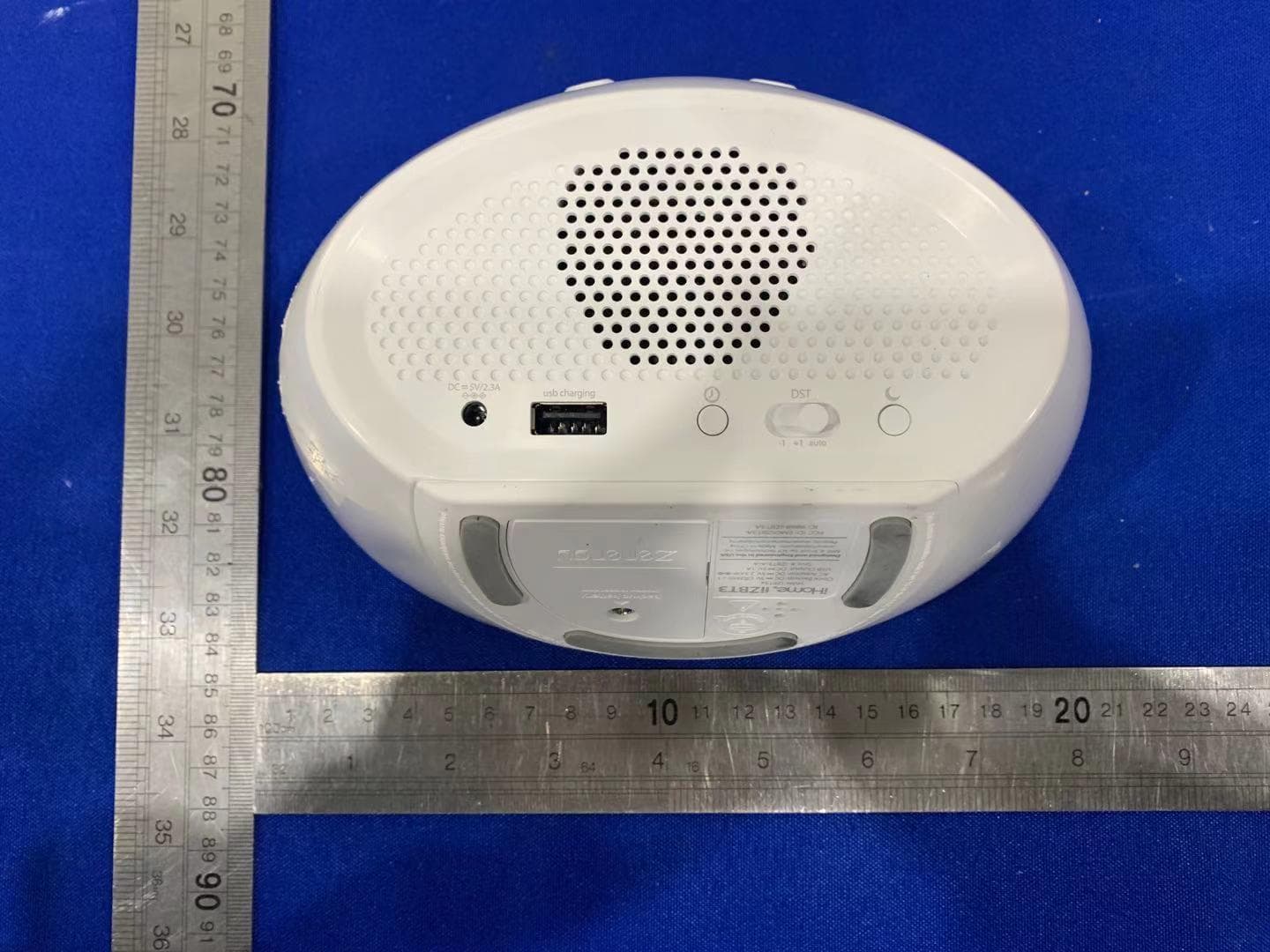 Sunrise Wake-Up Alarm Clock with Sound Therapy - FCC ID EMOIZBT3A - SDI Technologies Inc.