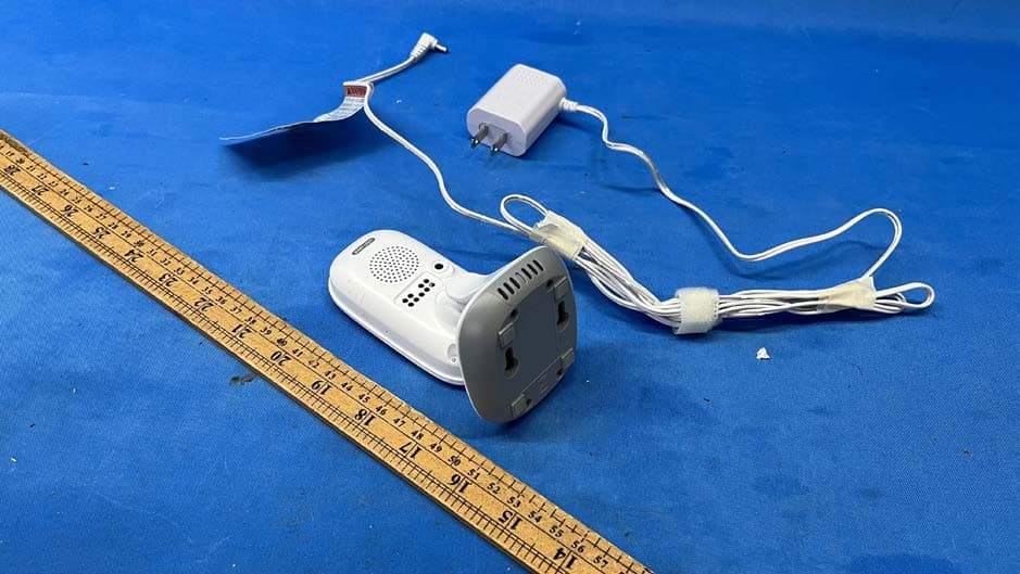 Video Monitor - Baby Unit - FCC ID EW780-1320-00 - VTech Telecommunications Ltd
