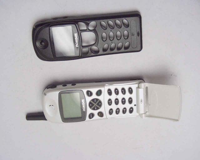 800 MHz CDMA/AMPS Cellular Phone,Model MX-1111 - FCC ID F3JMX1111 - Midland Radio Corporation
