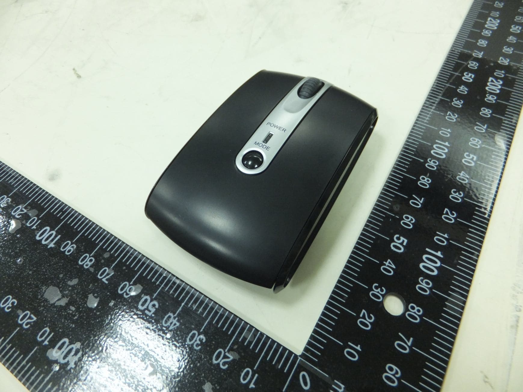 Wireless Mouse - FCC ID FSUGMZK1 - KYE SYSTEMS CORP.