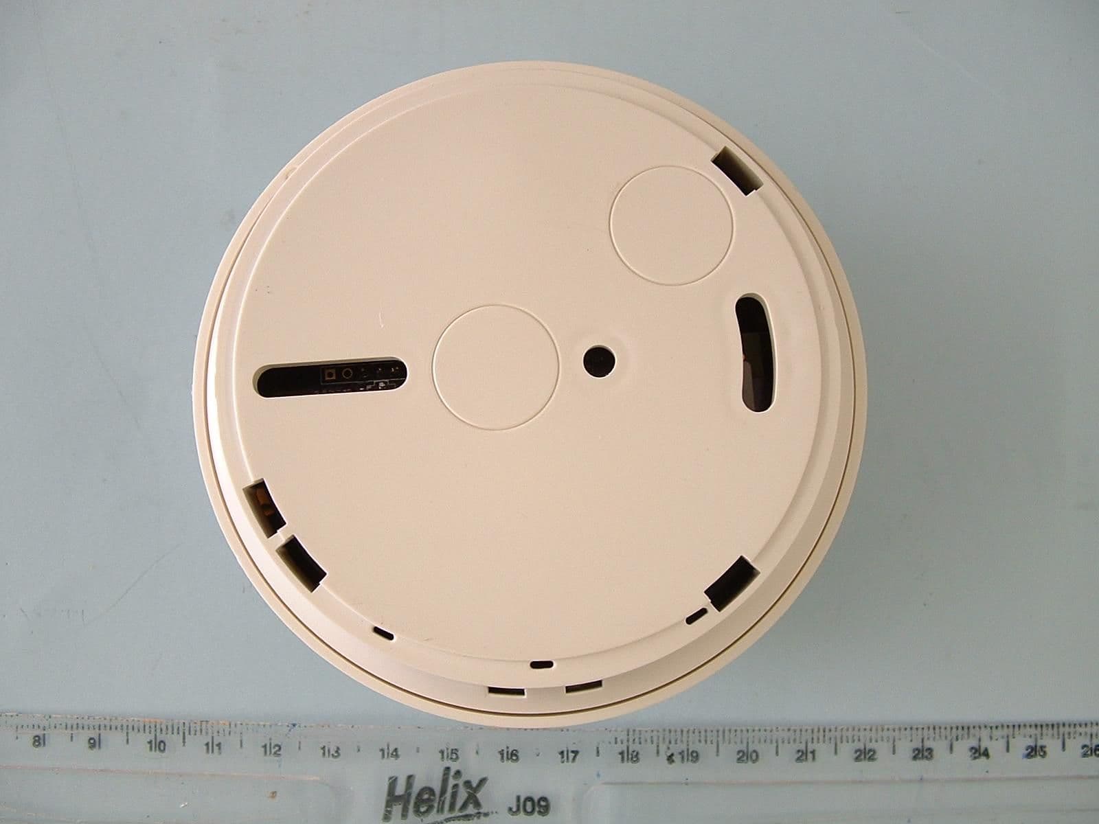 Radio Smoke Detector model 64604/74 - FCC ID G2X-6460474A - Tunstall Healthcare (UK) Limited
