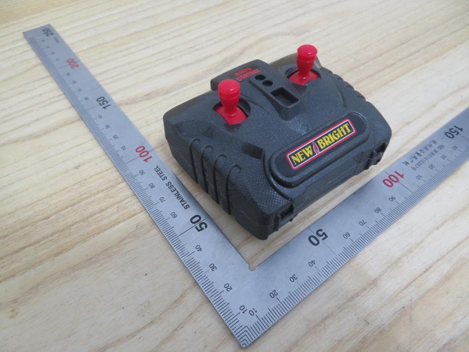 TOY Transmitter - FCC ID G6DGF31HN1RR - New Bright Industrial Co Ltd
