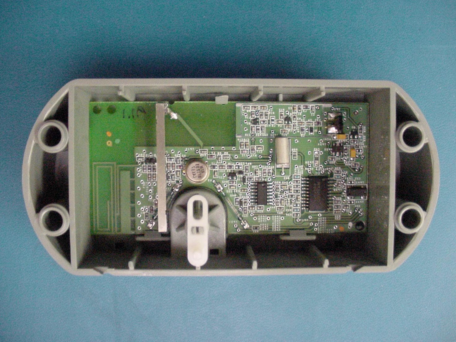 VRT Residential Gas Transponder - FCC ID G8JVRT01 - Elster Solutions, LLC