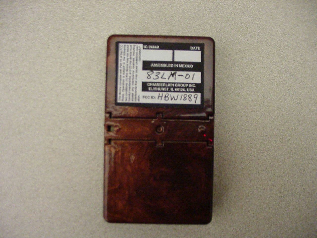 Remote Control Transmitter - FCC ID HBW1889 - Chamberlain Group LLC, The