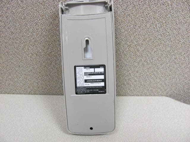 Universal Keyless Entry Transmitter - FCC ID HBW1D7973 - Chamberlain Group LLC, The